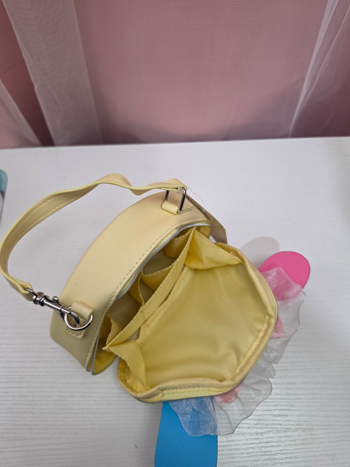 Usahana licensed handbag
